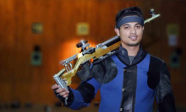 50m Rifle 3 Position Men Silver Medal won by Swapnil KUSALE from India in ISSF WC Baku, AZE